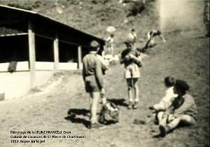 1953 repos sur le pre avant le repas 2